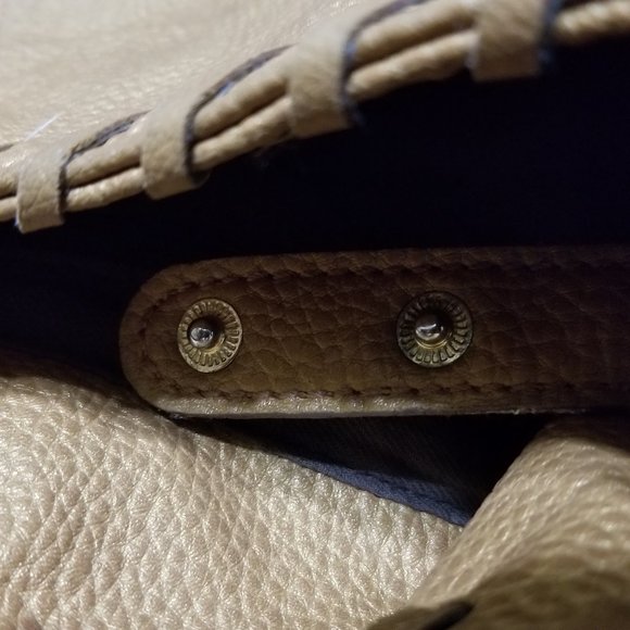 COPY - Golden Tan Shoulder Bag - Picture 15 of 16